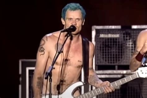 flea woodstock 99|When Woodstock 99 riots erupted during Red Hot Chili Peppers。